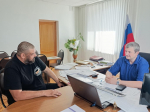 Недавно вернулся из очередного гуманитарного конвоя наш земляк — Игорь Петрович Нехайчик
